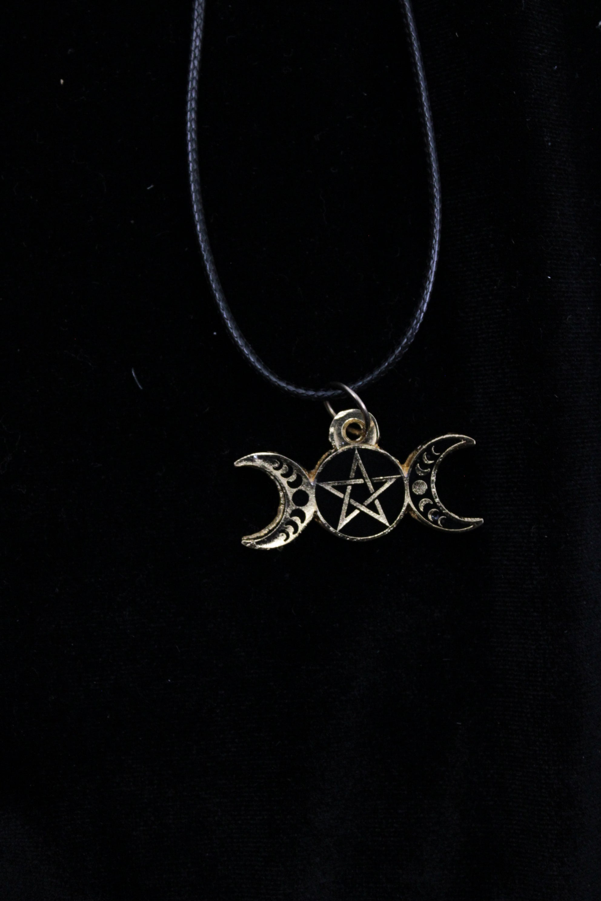 Collar de Pentaculo Lunar